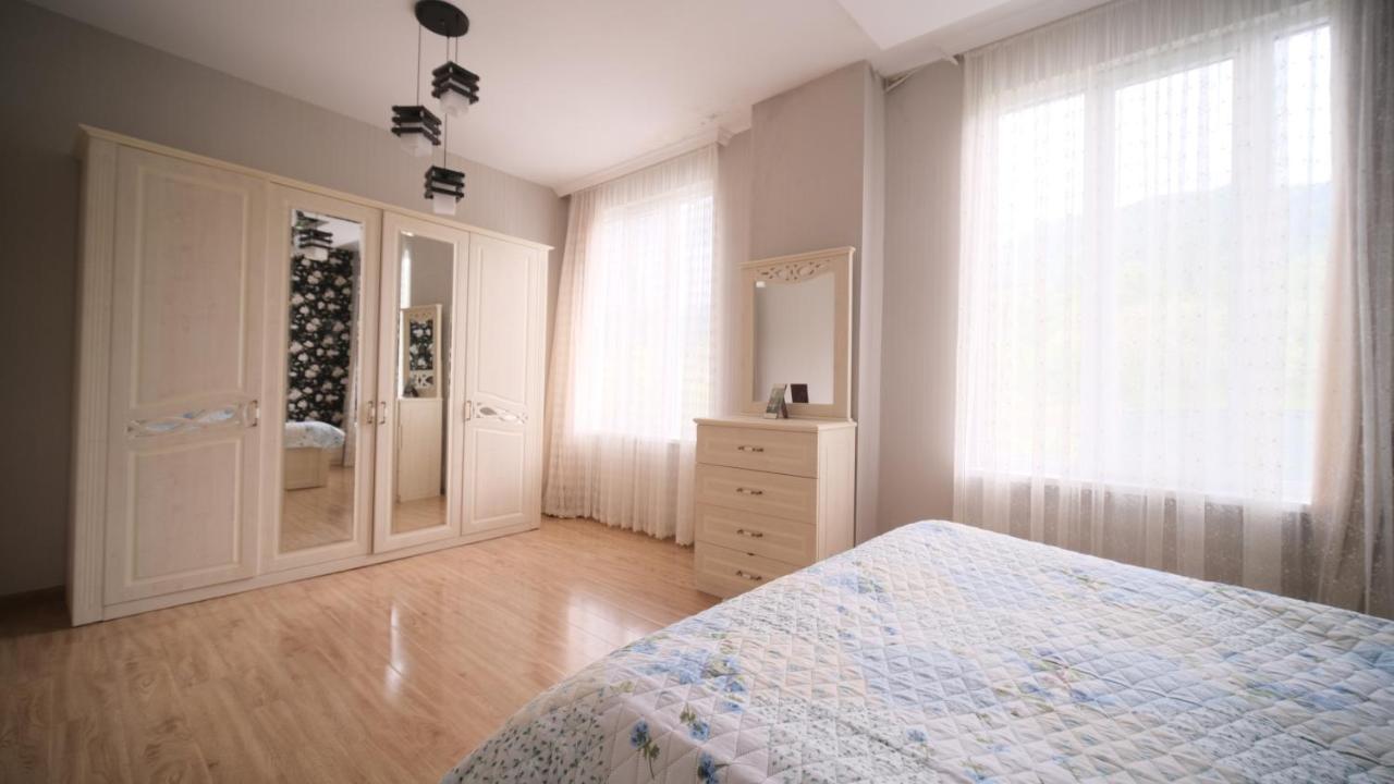 Guesthouse - Family Hotel Bagdati Eksteriør billede